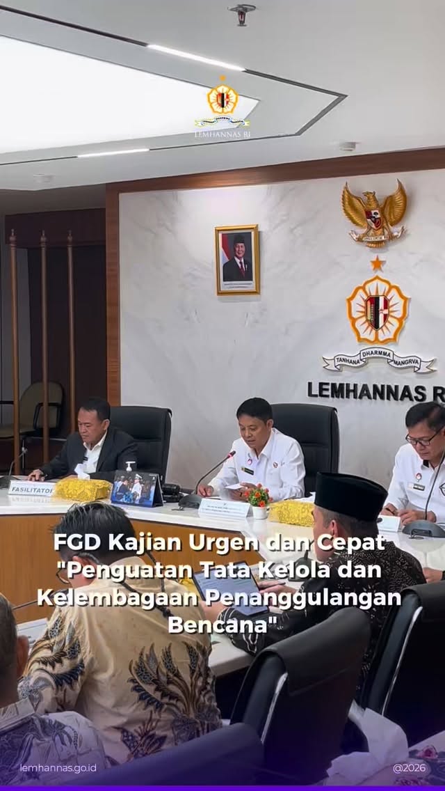 Lemhannas RI hari ini kembali mengadakan diskusi k...