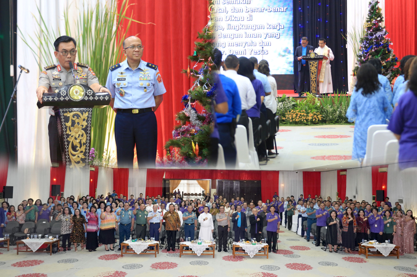 63PERAYAAN_NATAL_LEMHANNAS_RI